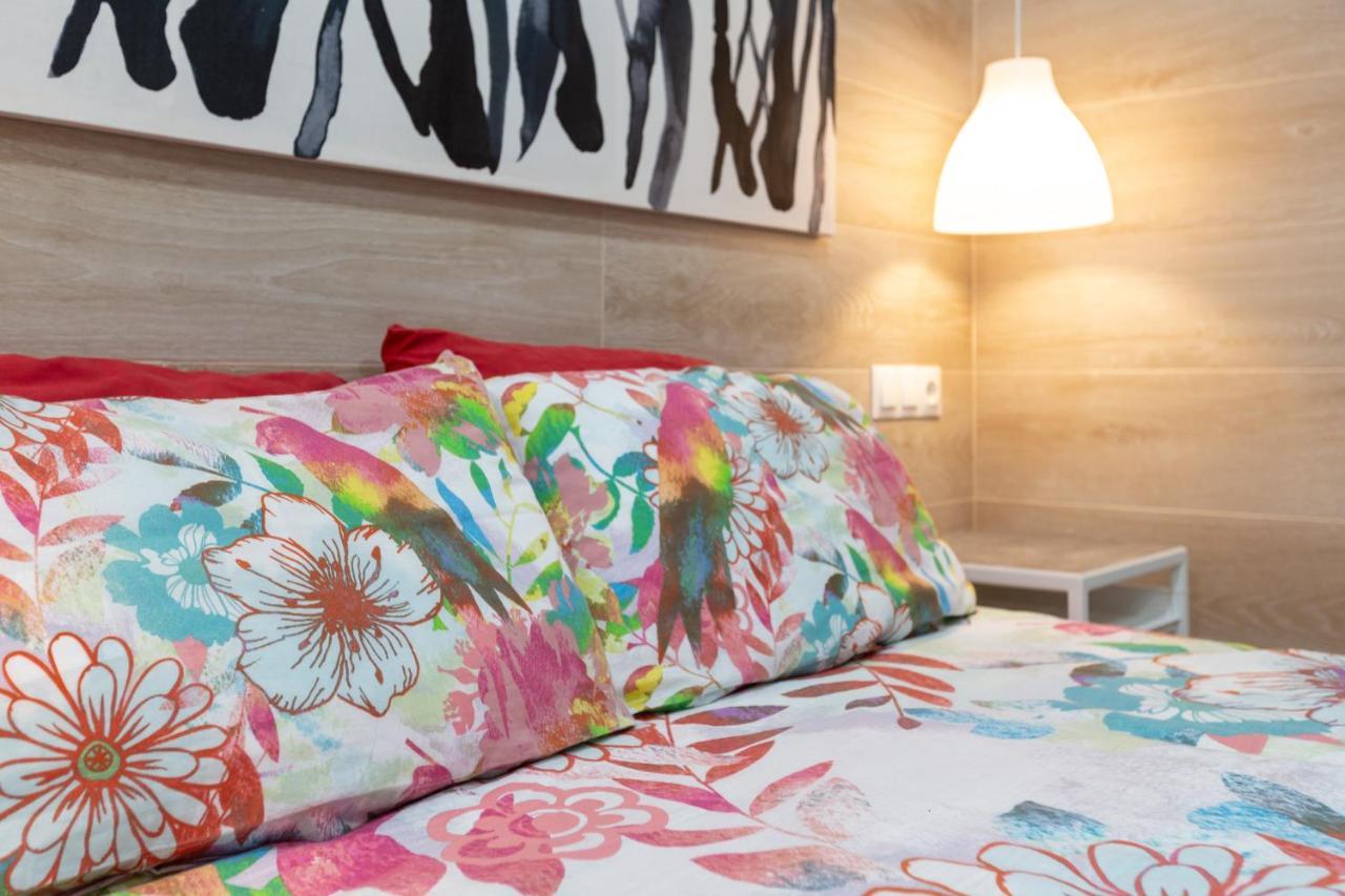 Loft A 3 Minutos Bus Y Tren Leilighet *